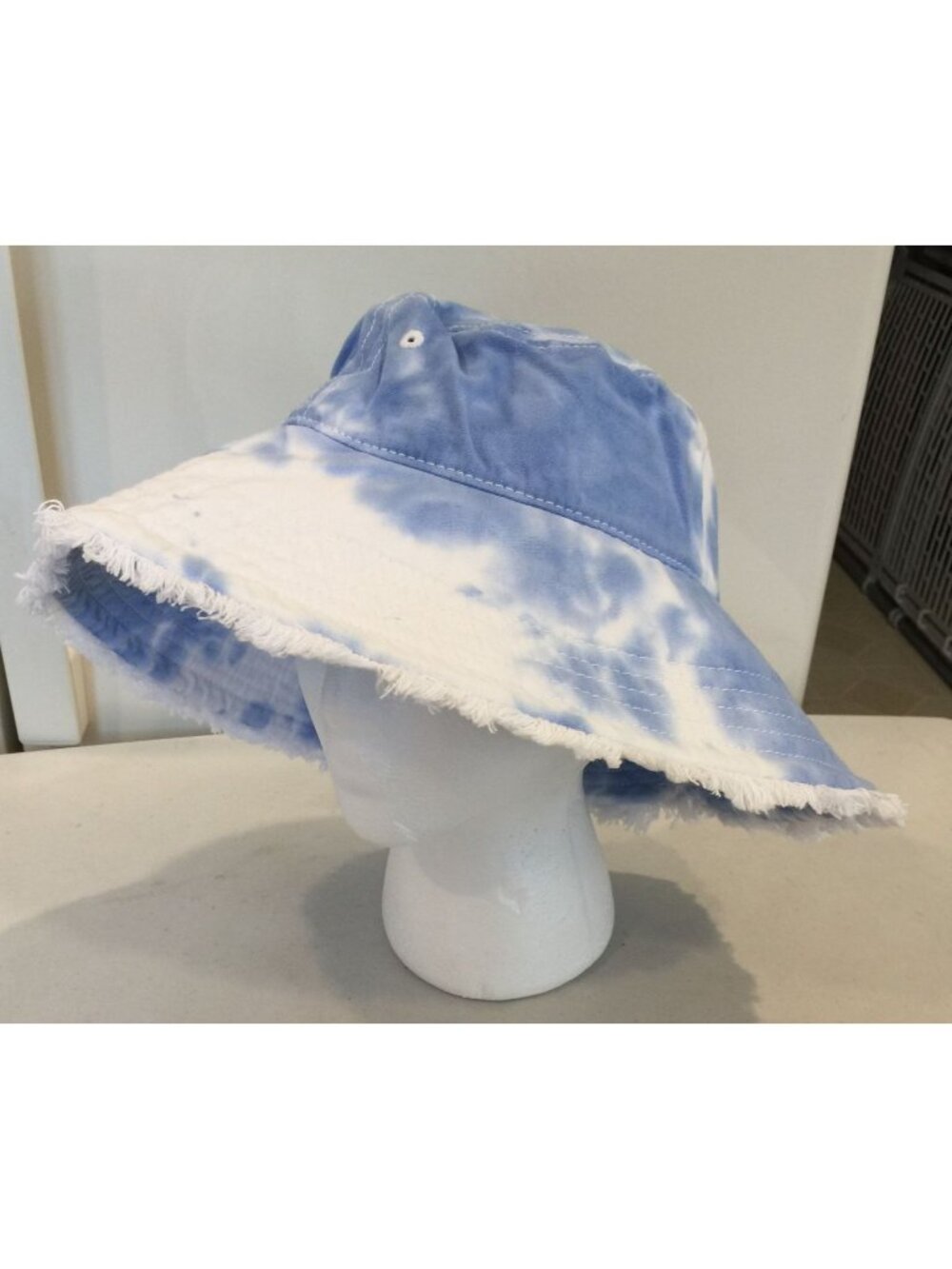 AERIE Light Blue Tie Dyed Fringe Edge Bucket Hat OSFM